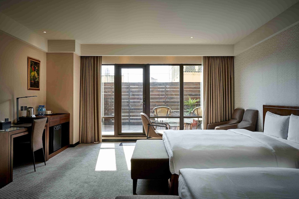 Lai Lai Hotel 18/74