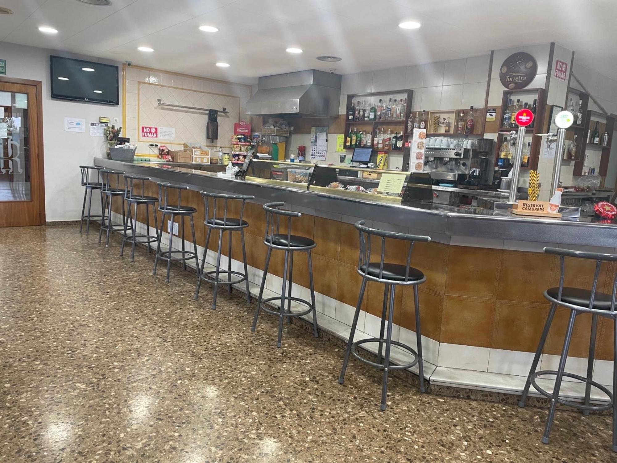 Hotel Reina Isabel 41/58