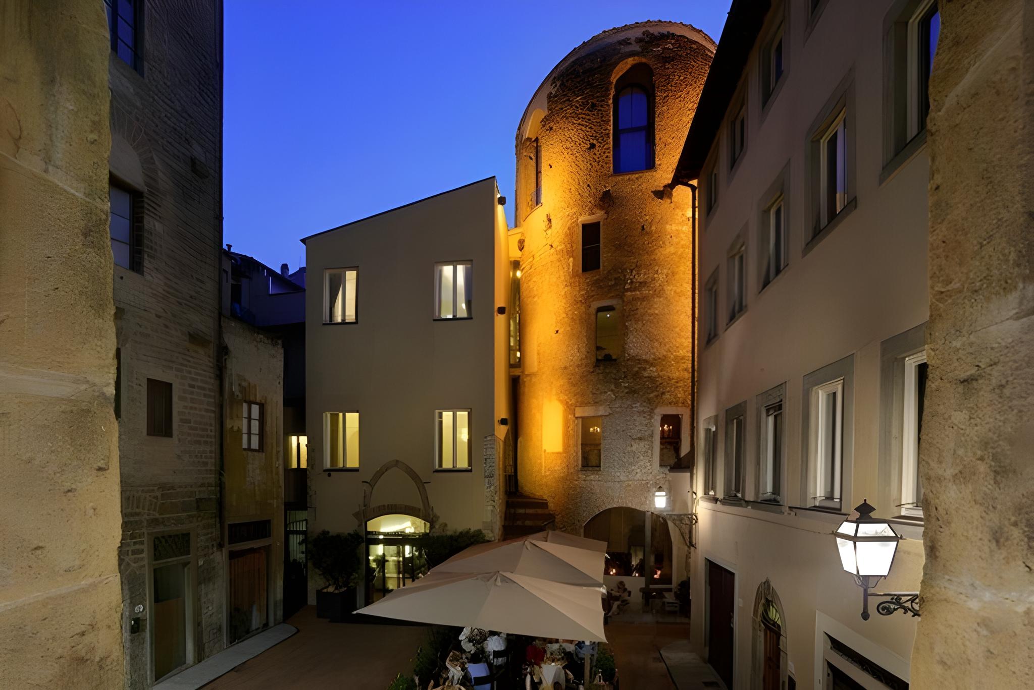 Brunelleschi Hotel Florence in FLORENCE