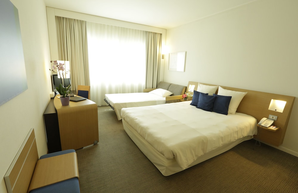 The Sydney (ex Novotel Bologna Fiera) 29/69