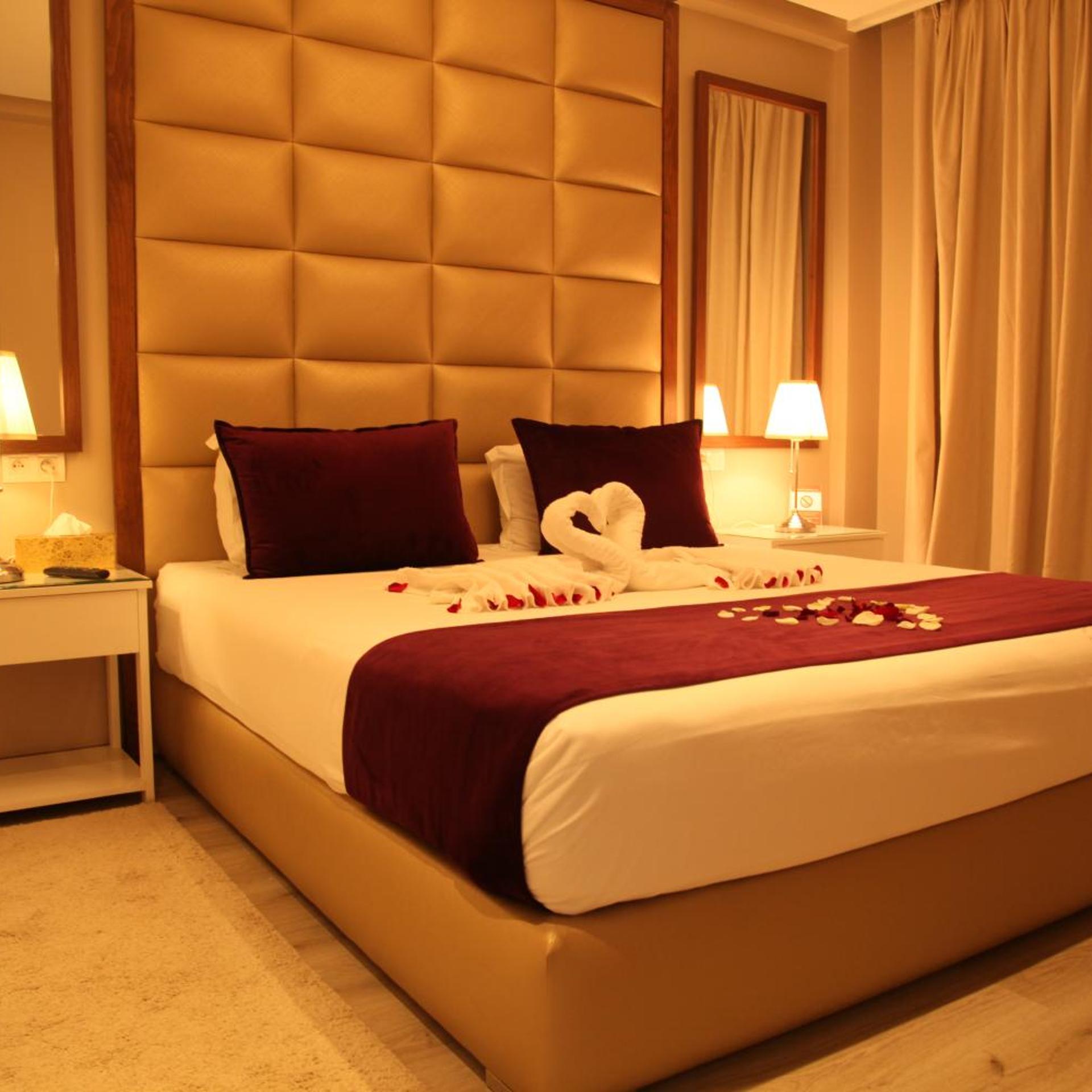 Deluxe, Suite