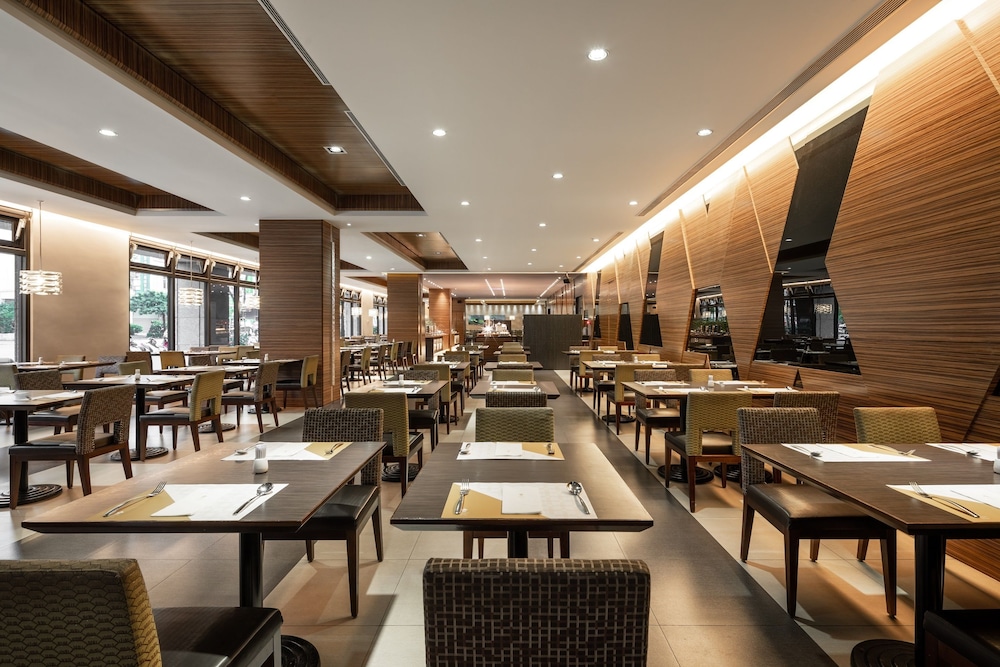 Lakeshore Hotel Hualien 59/71