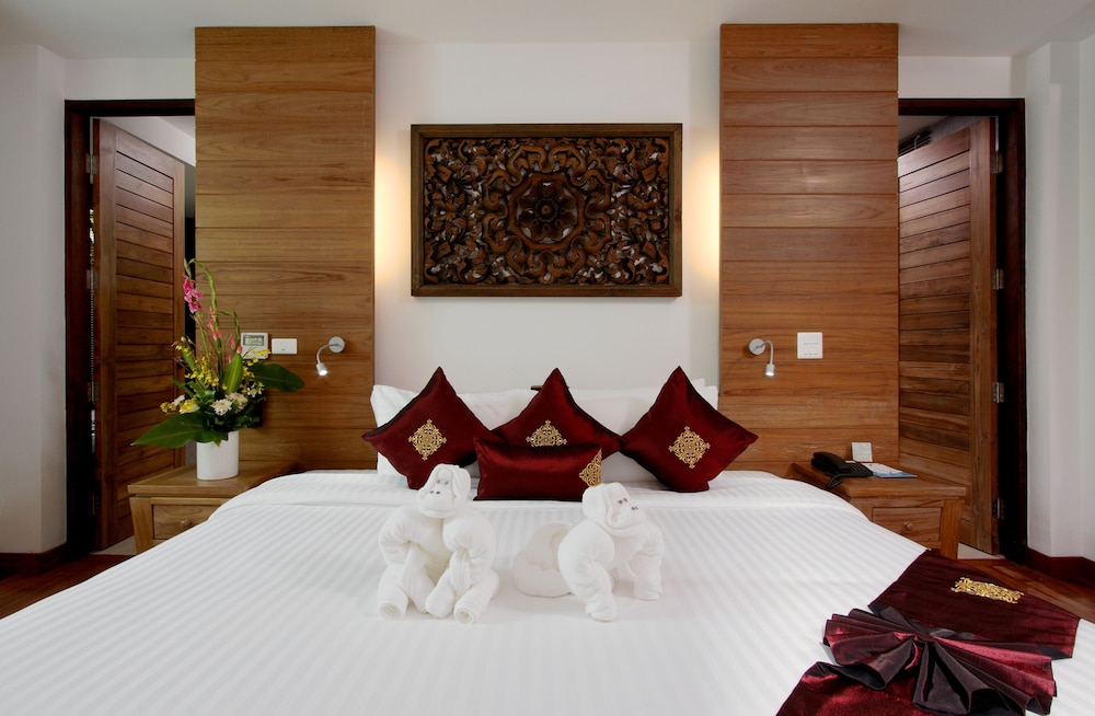 Khaolak Paradise Resort 24/61