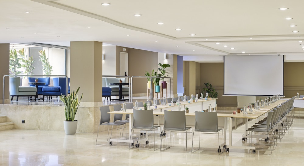 Innside by Melia Barcelona Apolo 69/75