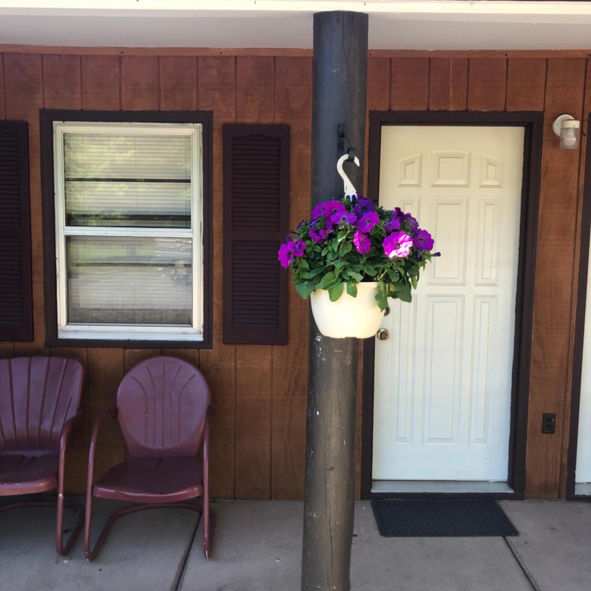 Springcreek Inn 2/22