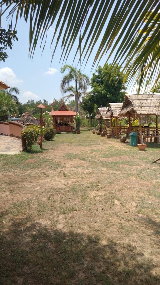 Changthai Comfort Guest House 26/40