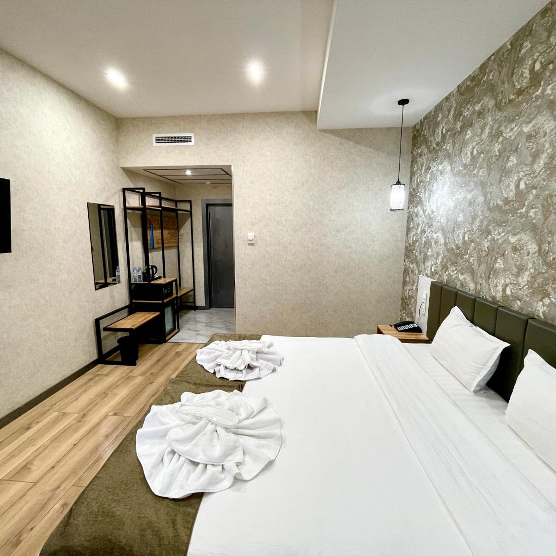 Alpha Plaza Hotel 10/37