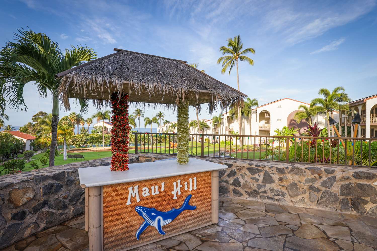 Aston Maui Hill 52/62