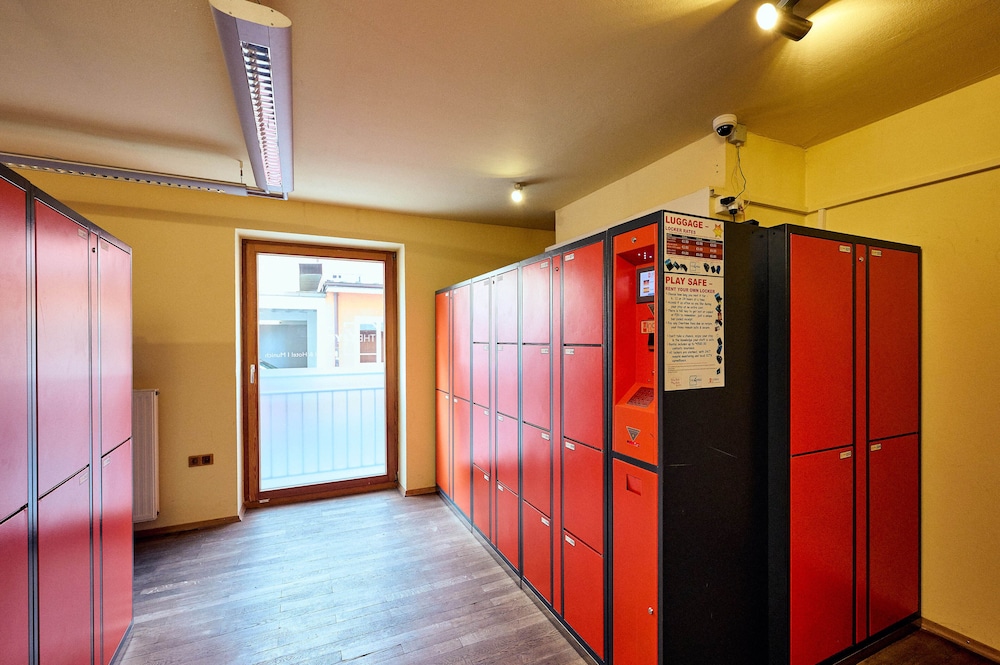 The 4 You Hostel Hotel 27/58