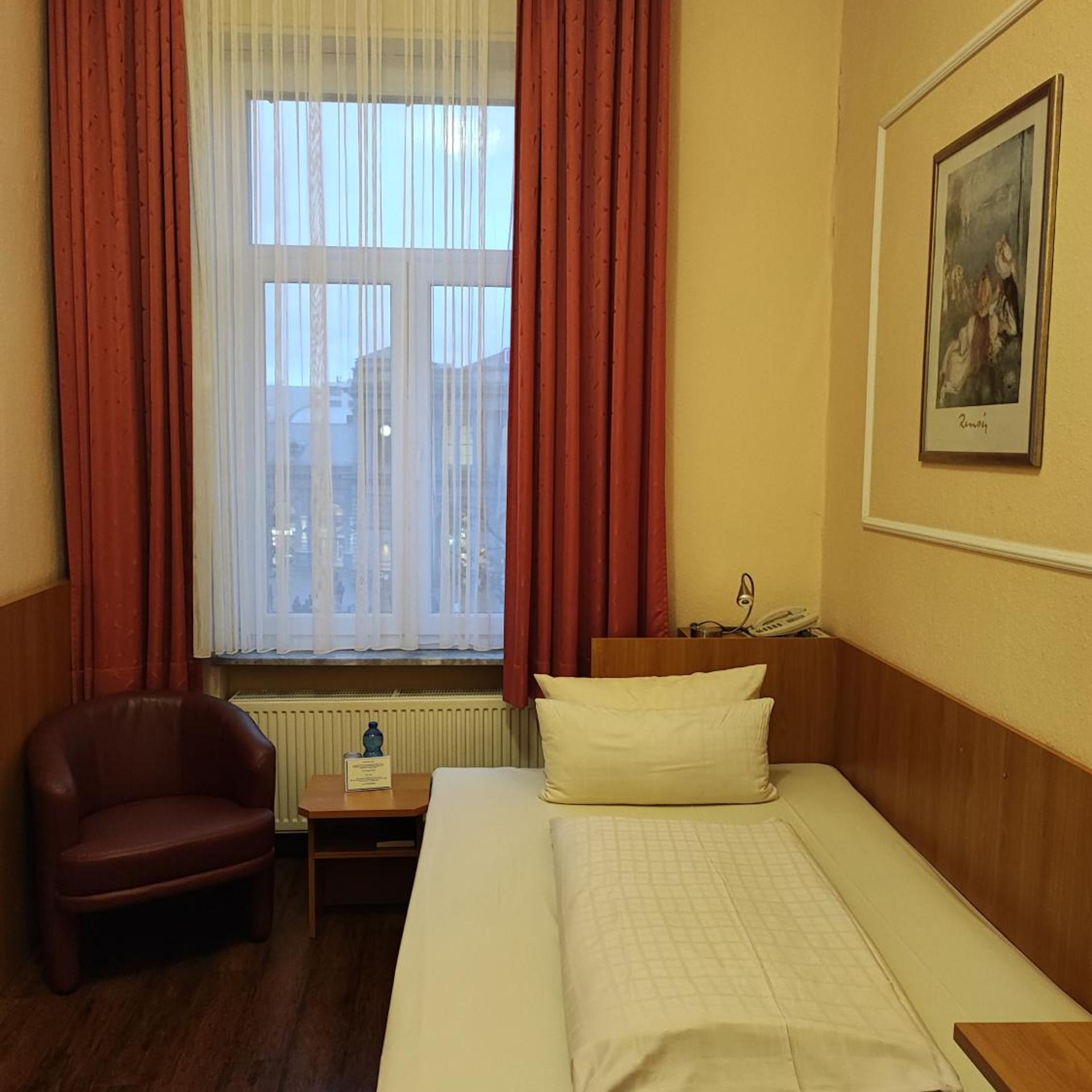 Hotel Konigshof 42/58