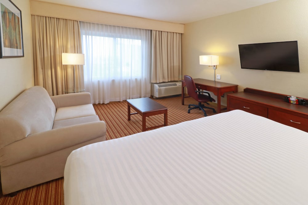 Courtyard By Marriott Monterrey Airport 11/50