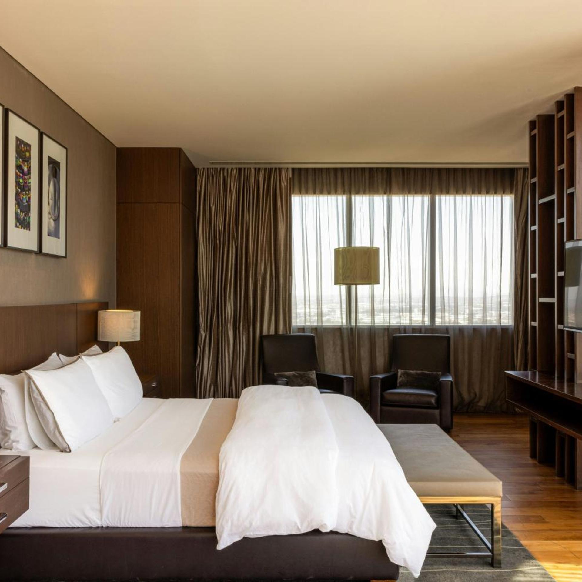 2 Bedrooms, Presidential, Suite, City View