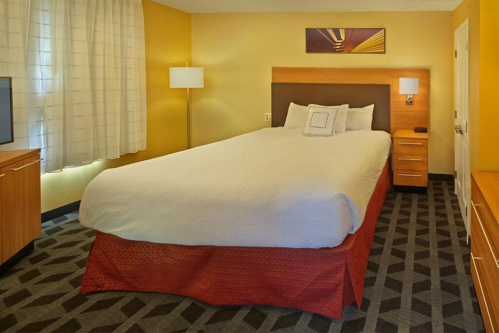 The Residences at Tewksbury (ex. Towneplace Suites By Marriott Boston Tewksbury) 6/31