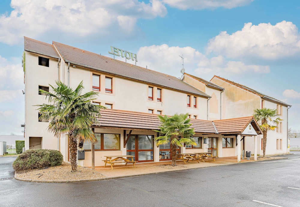 B&B HOTEL Chatellerault in CHATELLERAULT