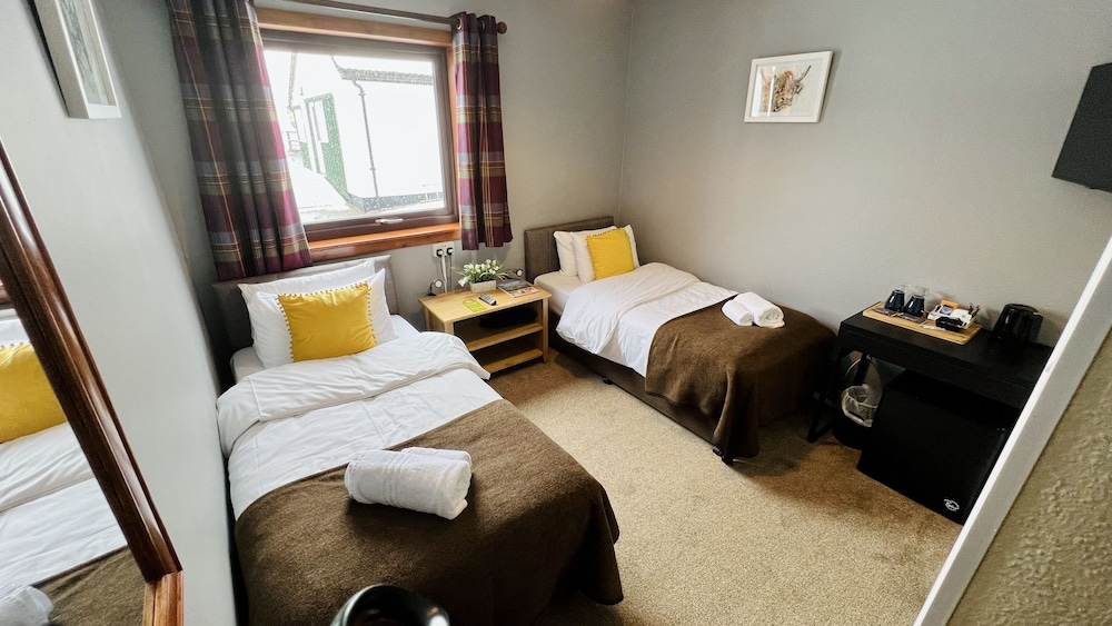 Aultguish Inn 12/50