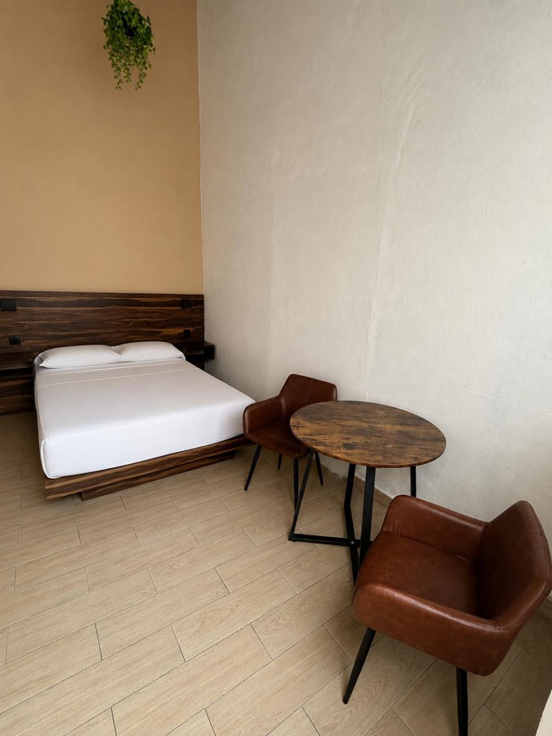 Hotel Queretaro 15/34