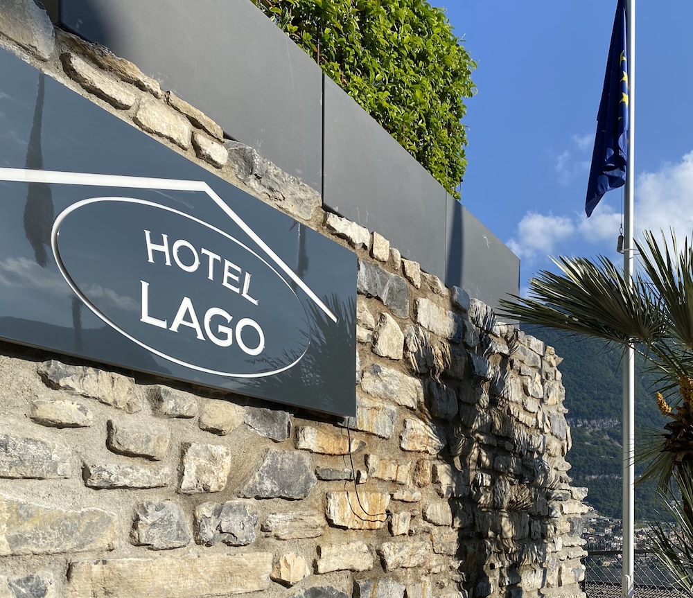 Hotel Lago 3/50