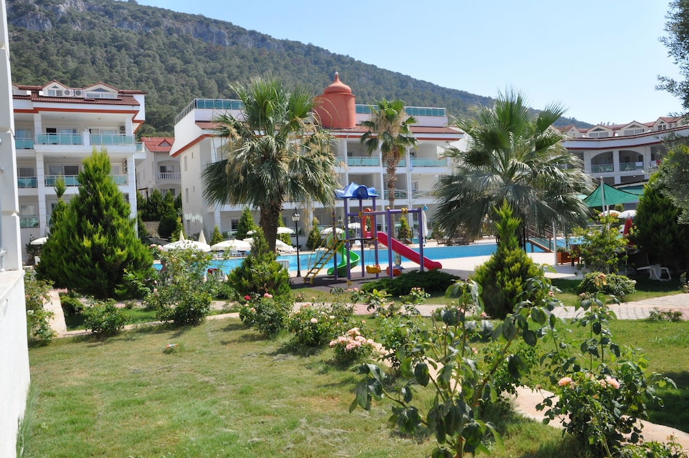 Akbuk Palace Hotel & Residence 34/43
