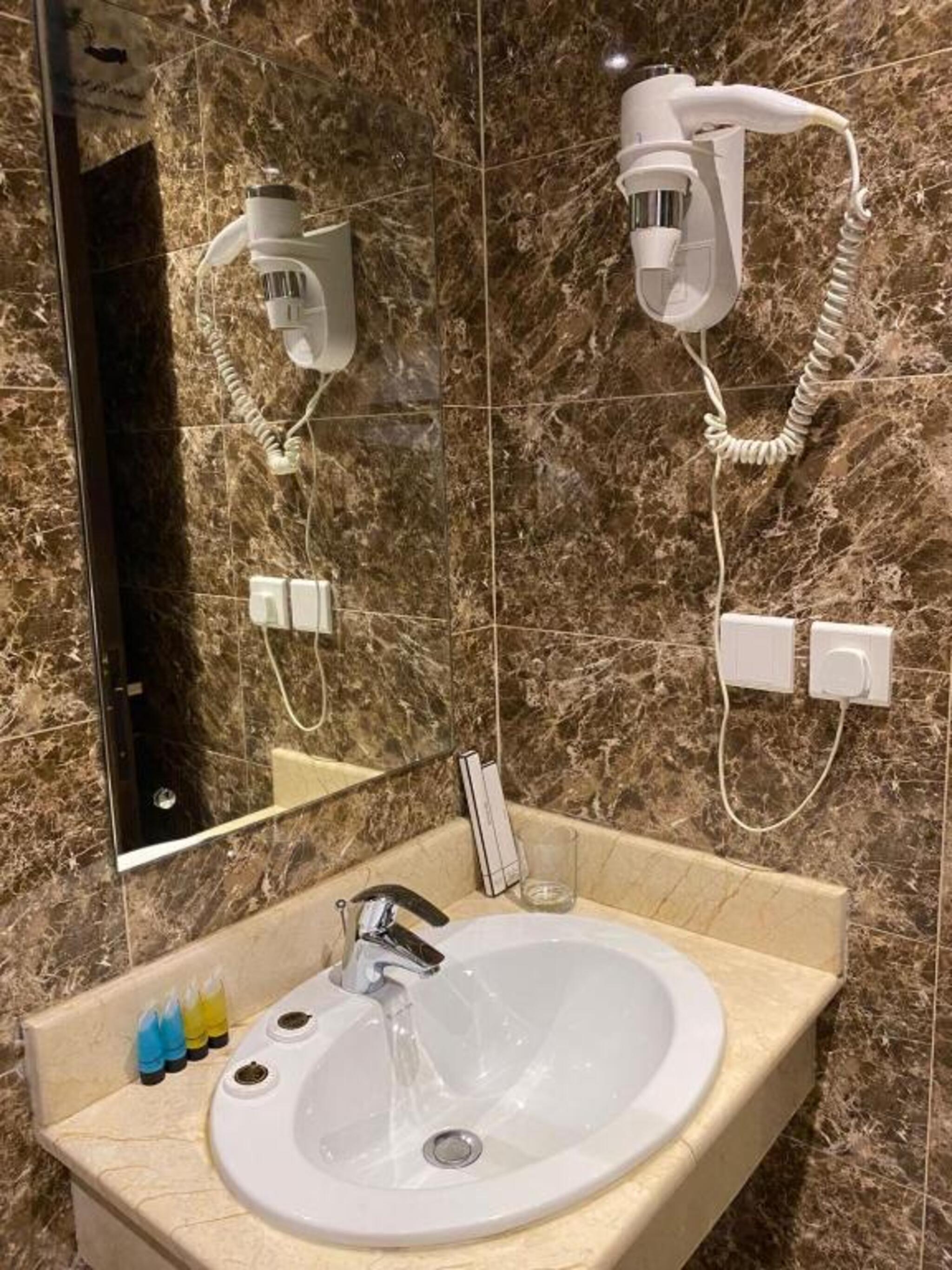 فندق جرين ليف(Green Leaf Hotel) 31/34