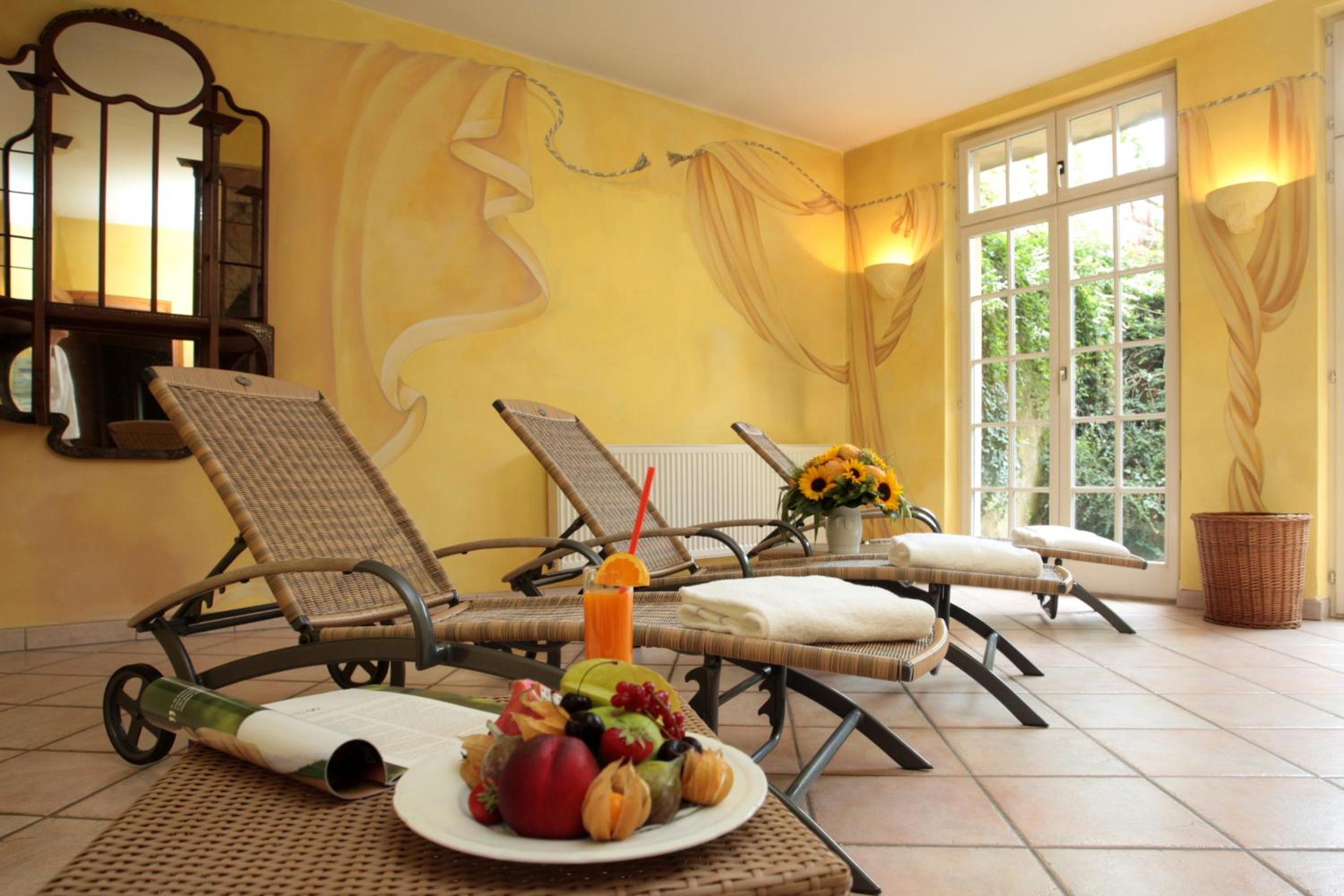 Hotel Schloss Edesheim 25/50