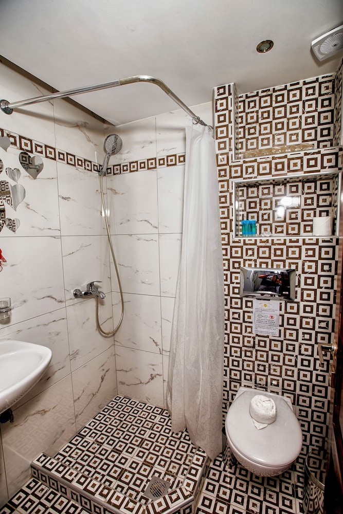 Greek Pride Hotel 47/50