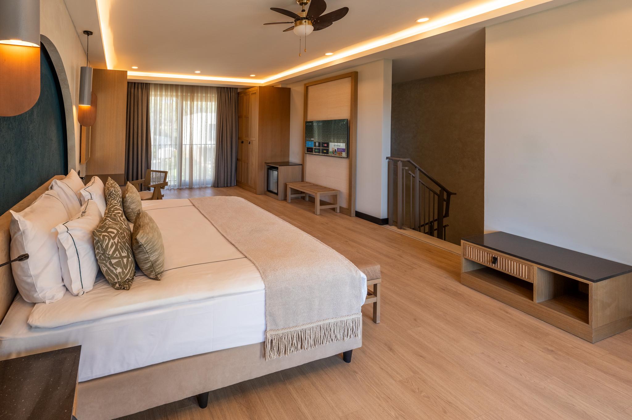 Casita, Double Bed, Sofa