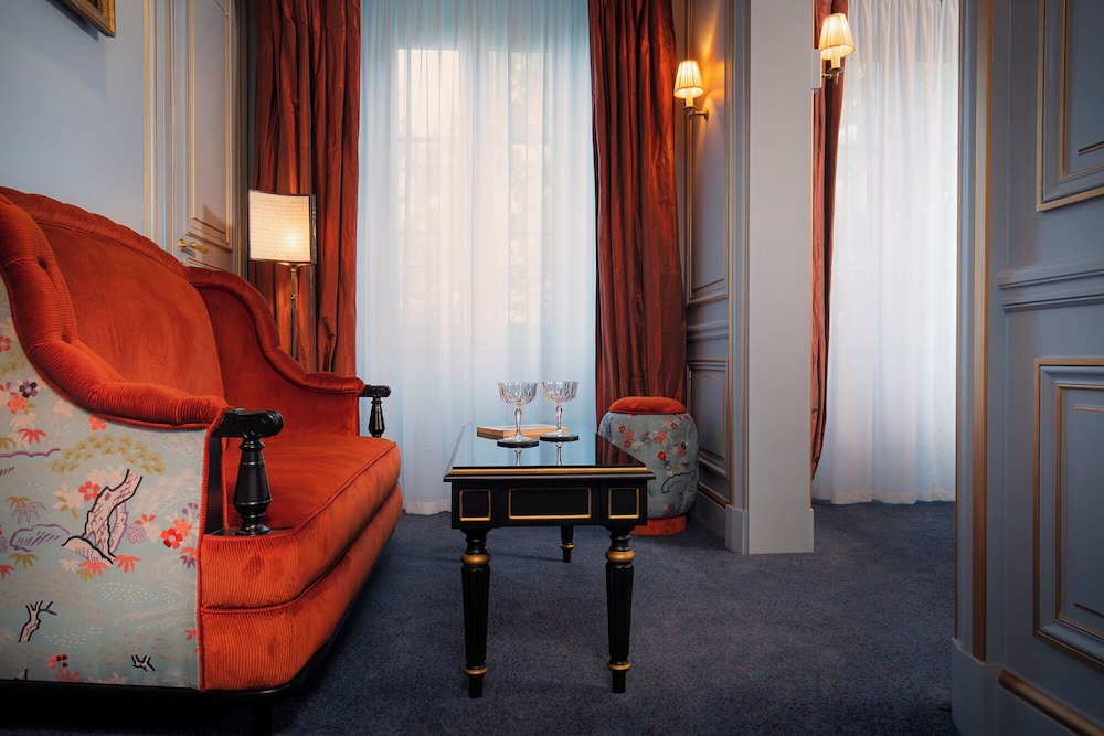Maison Proust Hotel & Spa 98/111