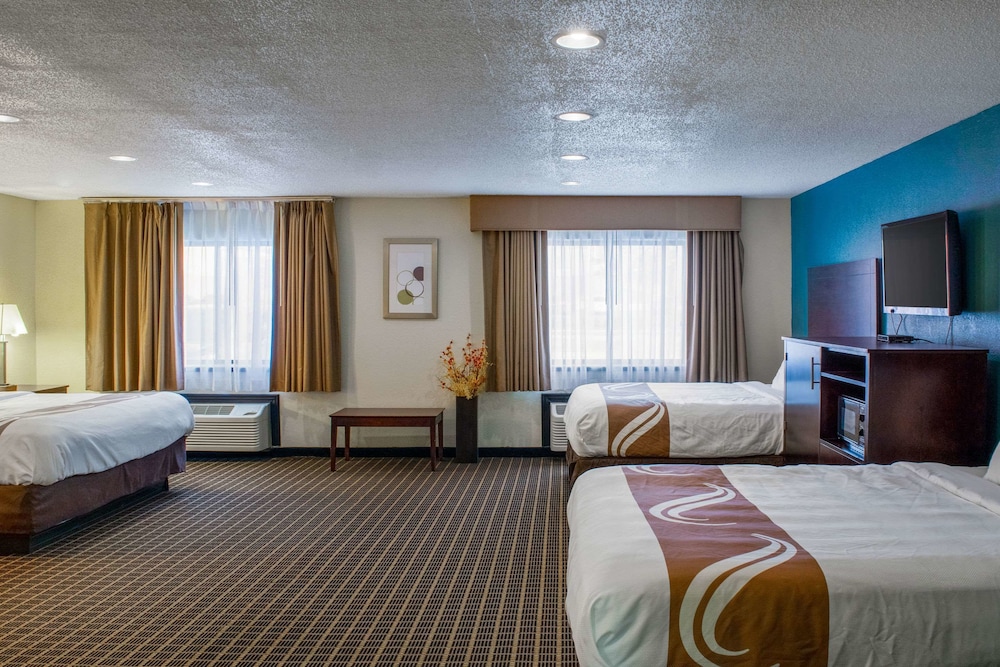 Quality Inn Plainfield 23/47