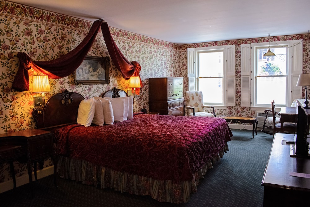 Murray Hotel 10/35
