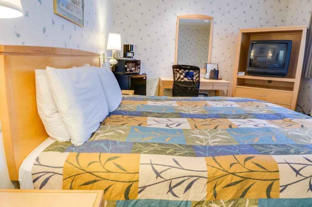 Francisco Bay Inn 22/42