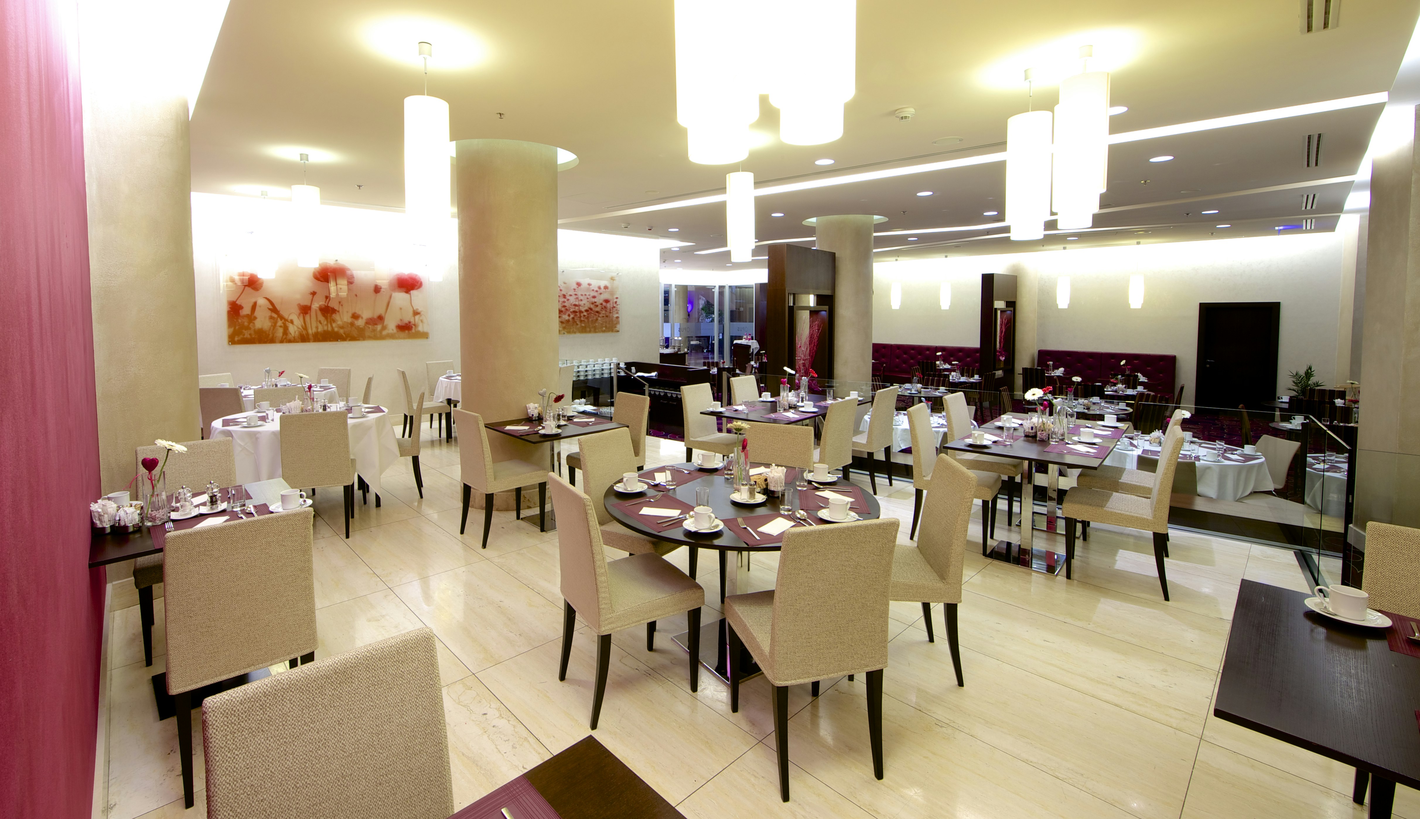 Doubletree by Hilton Bratislava 20/50