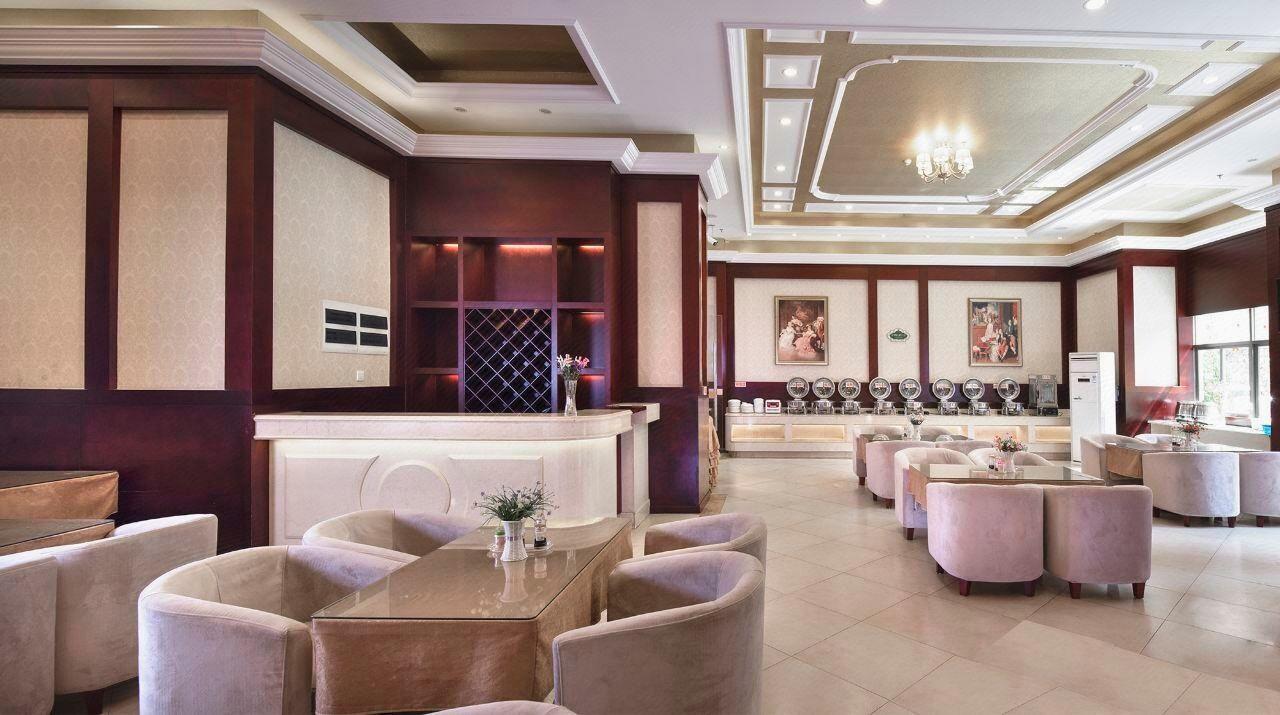 Vienna Hotel (Huizhou Yanda Avenue) 37/44