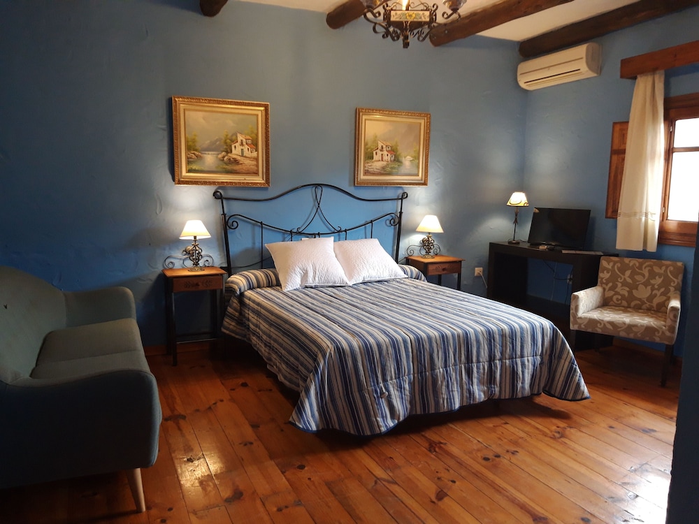 Hotel Hospederia Las Buitreras 27/70