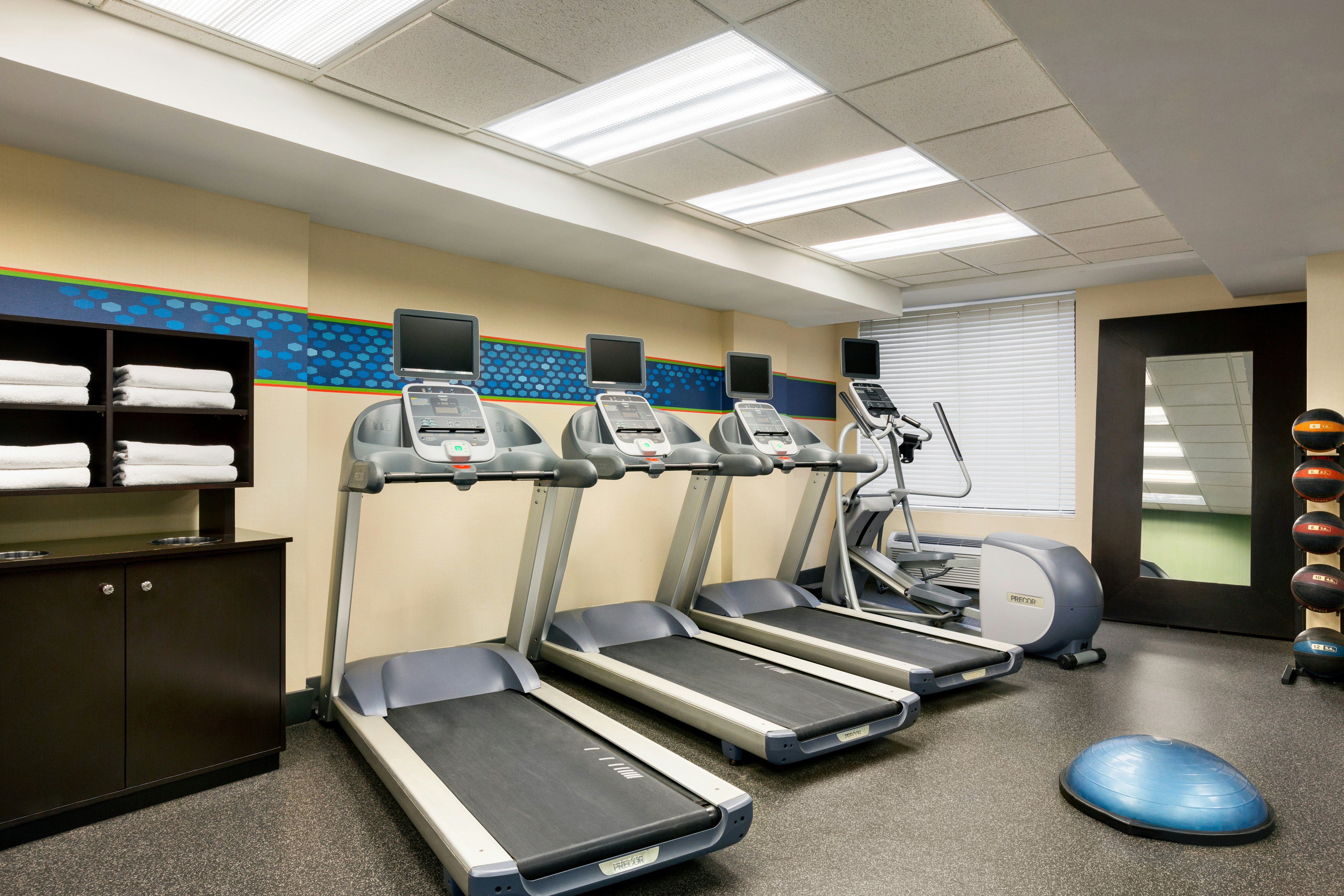 Hampton Inn & Suites Dallas-Mesquite 33/63