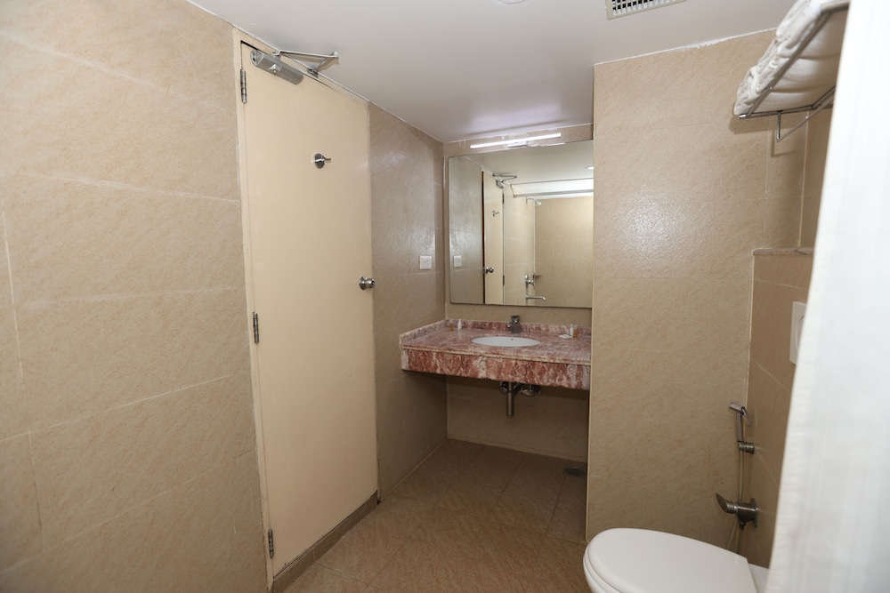 Hotel Karai 20/21