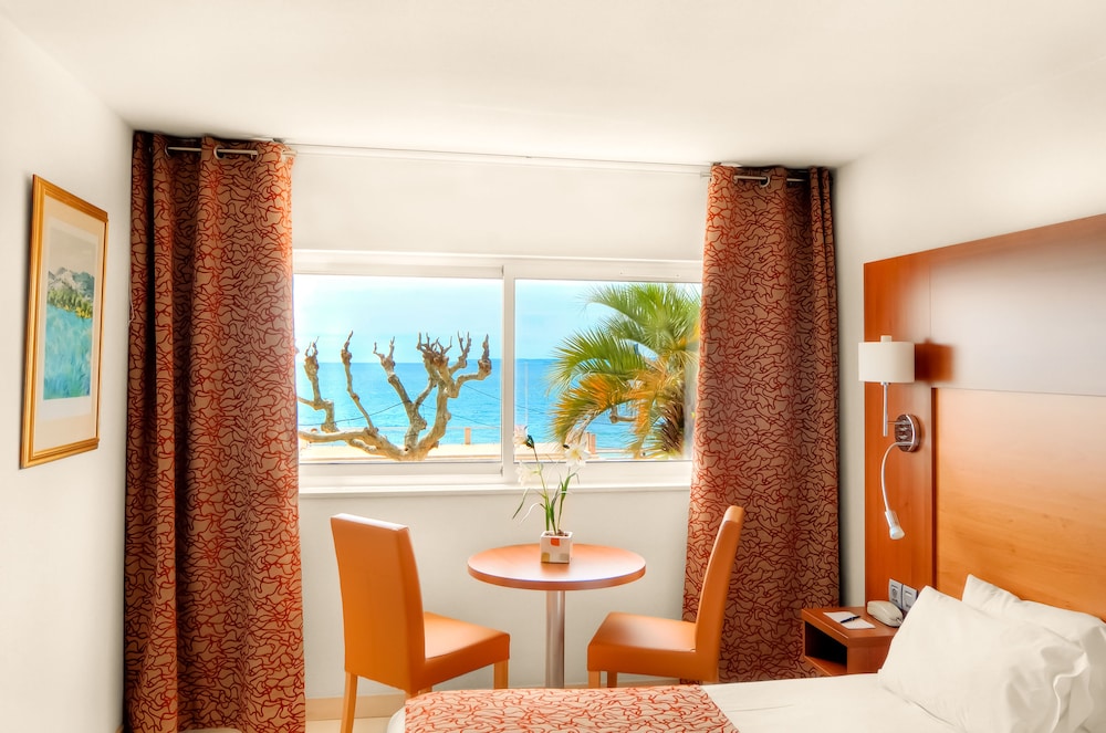 Mercure St Raphael Centre Plage 20/49
