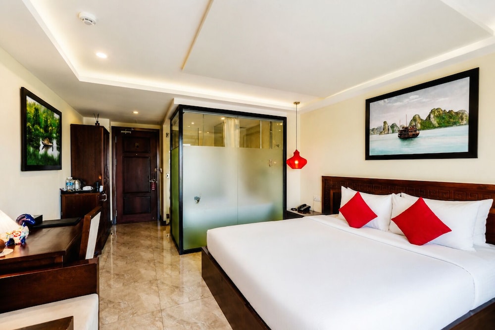 River Suites Hoi An Hotel 26/73