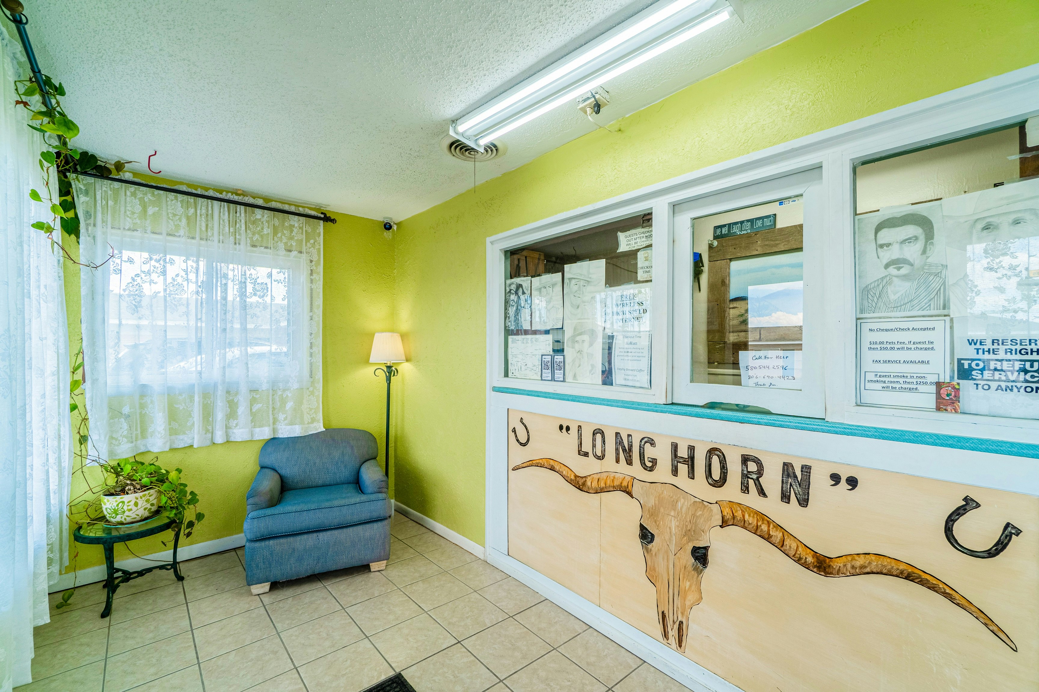 Hotel O Longhorn Boise City OK 8/56