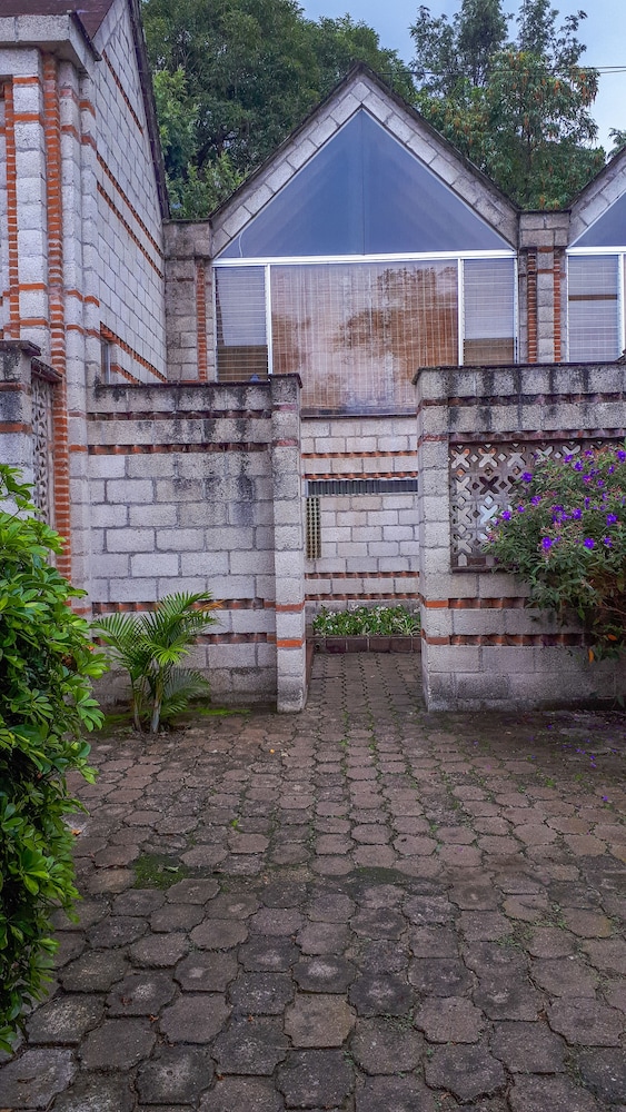 Hotel San Buenaventura De Atitlan 48/50