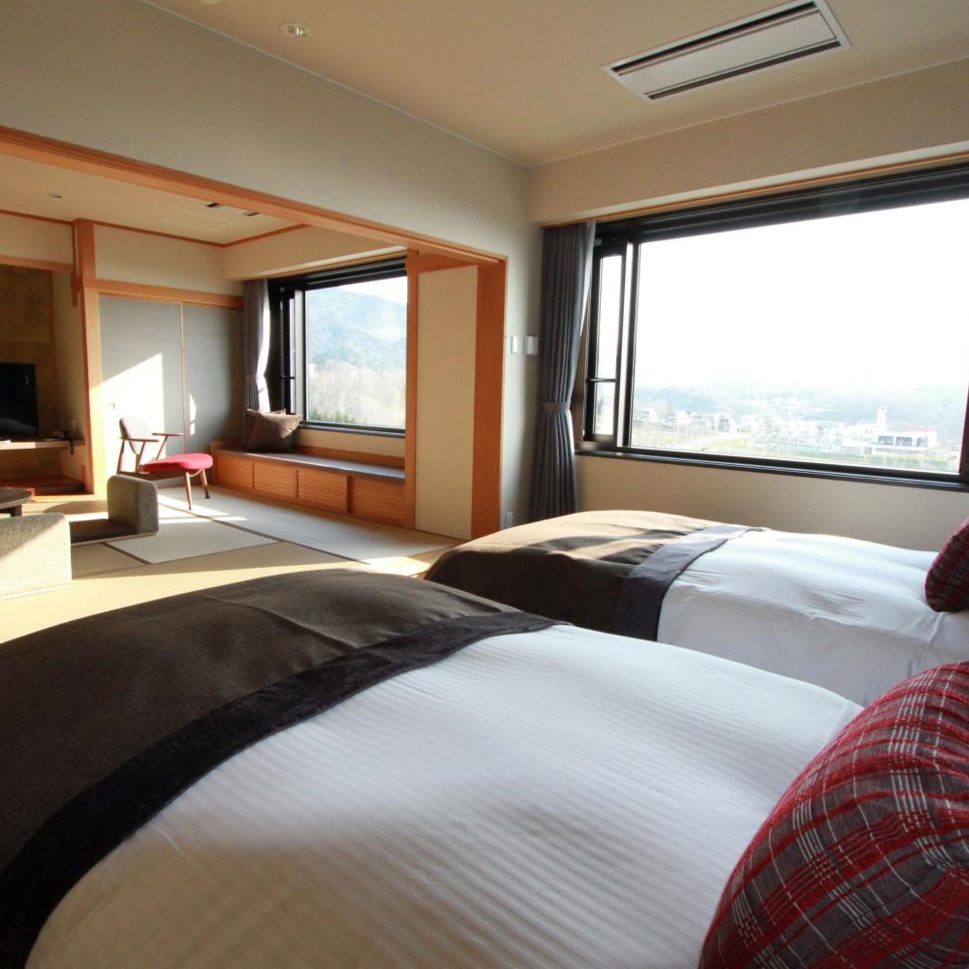 Sunset, Deluxe, Tatami