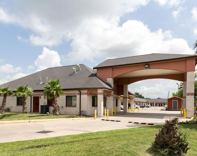 Scottish Inn & Suites IAH West 1/10