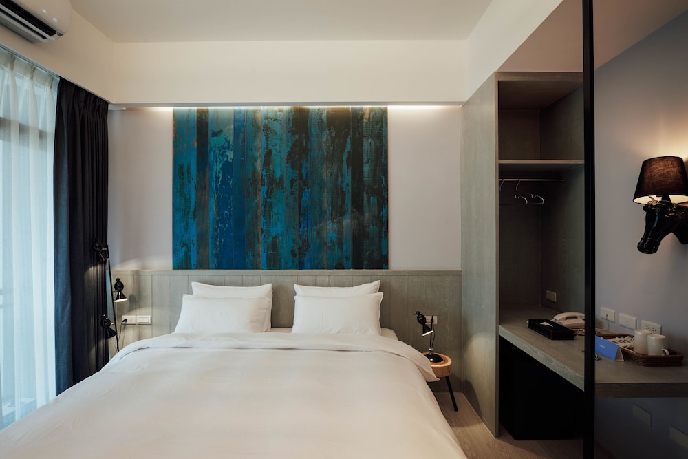 Onsense Villa 8/61
