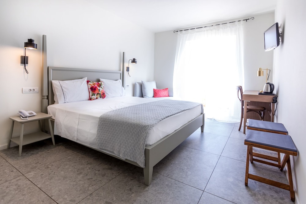 Lemon Tree House Hotel 11/50