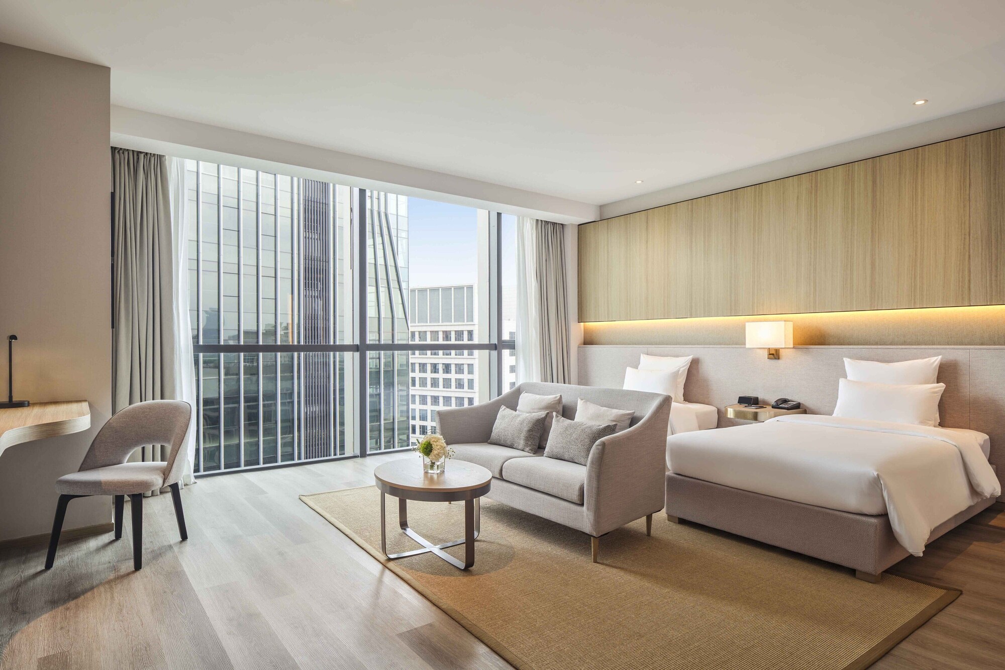 DELUXE, TWIN BEDS