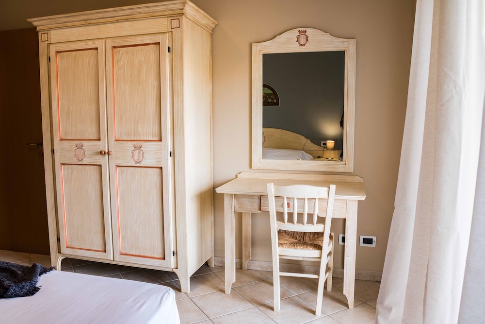 Le Residenze Di Santa Costanza 29/58