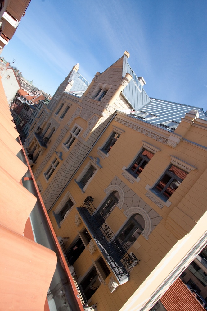 Justus Hotel 3/60