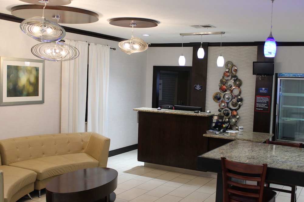 Horizon Inn & Suites 11/36