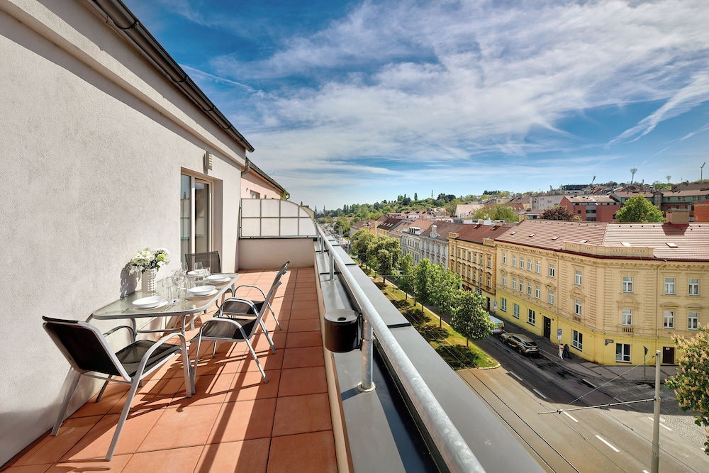 Downtown Suites Belohorska 66/69