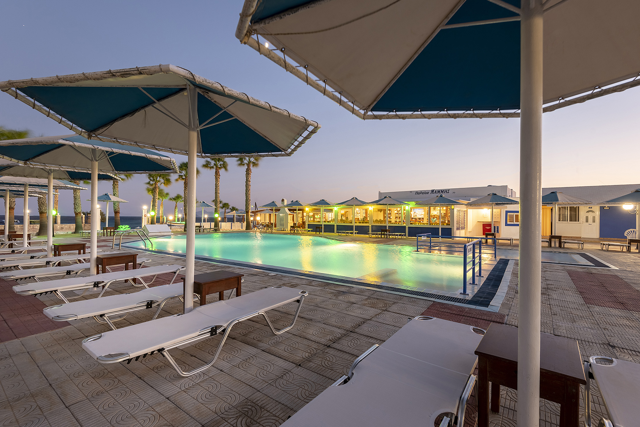 Mammis Beach Hotel 32/63