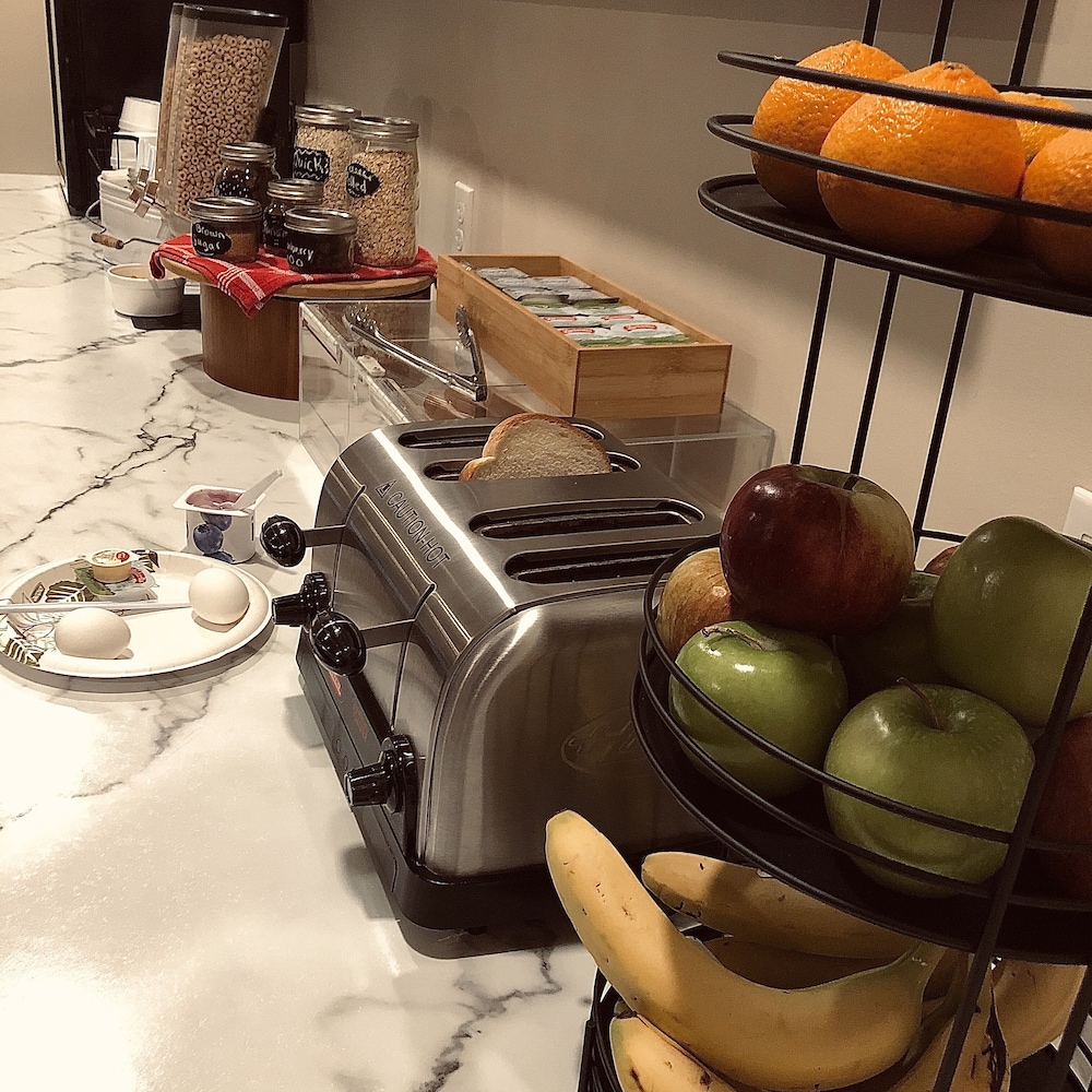 Villa Inn and Suites, SureStay Collection By Best Western 38/54